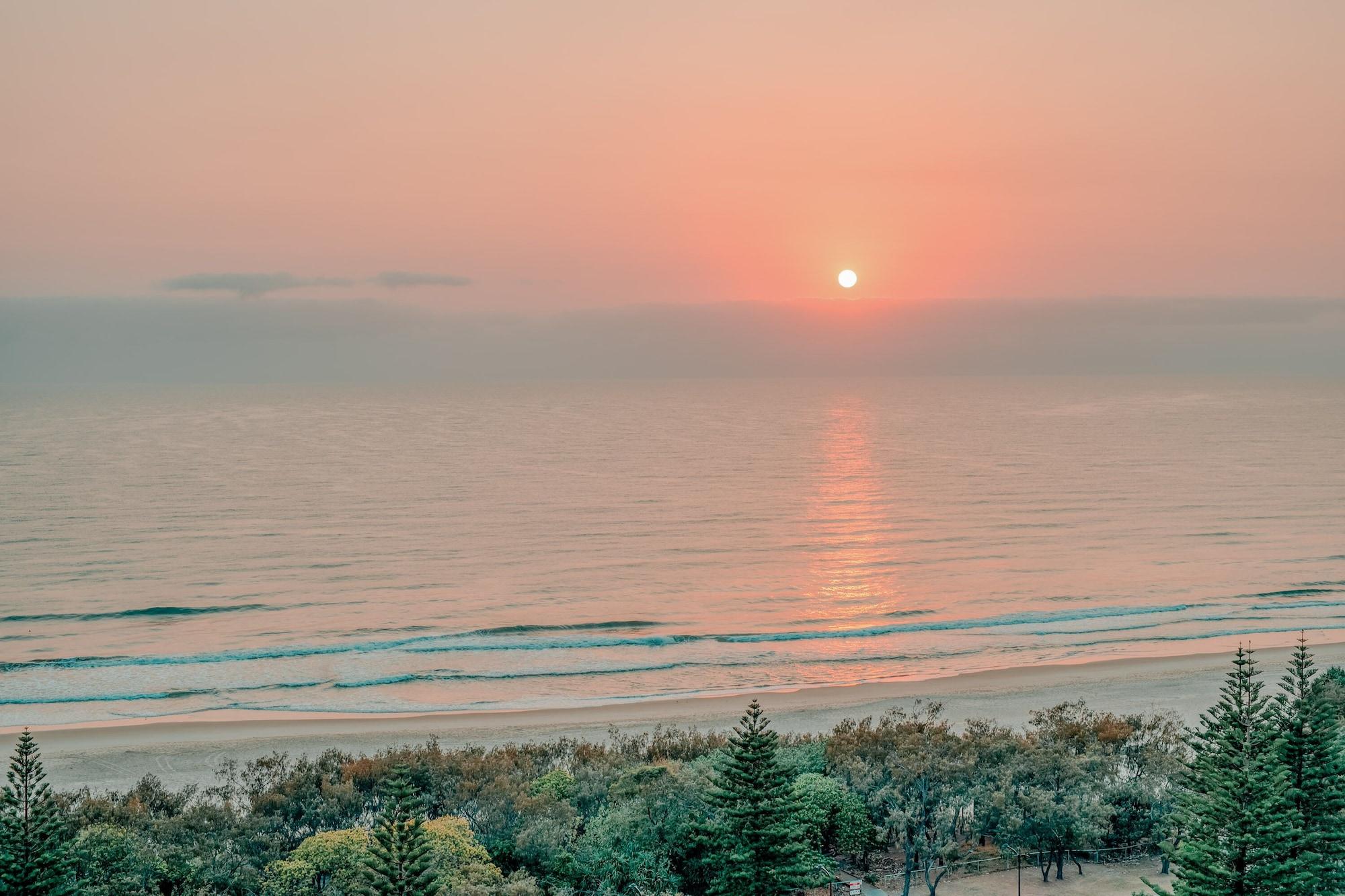 Aparthotel Carmel By The Sea Gold Coast Exterior foto